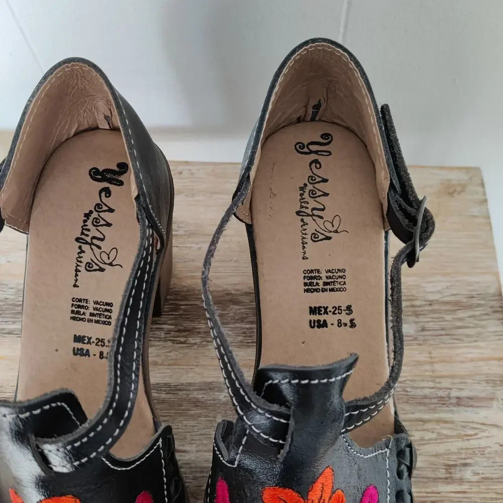 Mexican Heeled Black Sandals Huarache Genuine‎ Leather Floral Embroidered 8.5 M - Picture 7 of 9